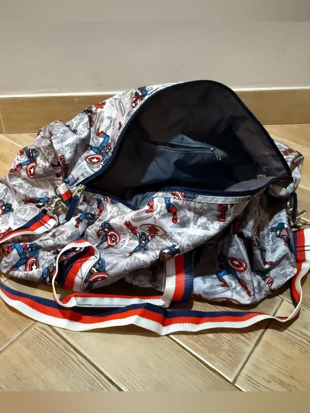 Marvel x Pottery Barn KidsCaptain America Comic Print Travel Duffle Bag